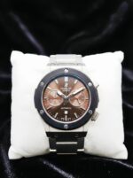 Hublot steel strap luxury watch for men with stainless steel bracelet and premium silver dial