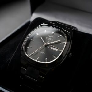 Viokai luxury stylish men wrist watch with elegant dial and premium strap